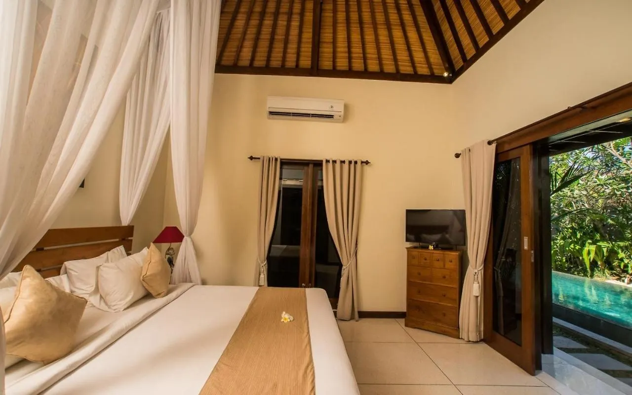 Villa Md 3 Bedroom, Sunny Pool In Eat St Location Seminyak Indonezja