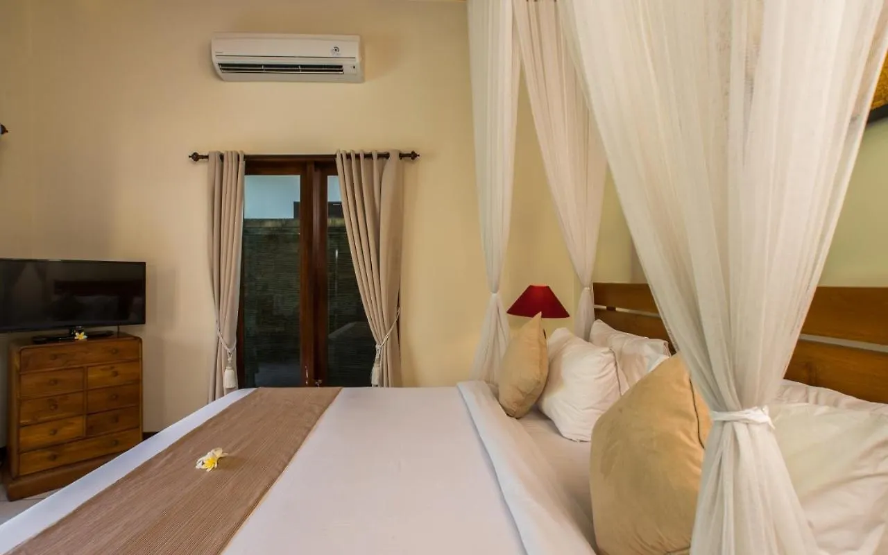 Villa Md 3 Bedroom, Sunny Pool In Eat St Location Seminyak